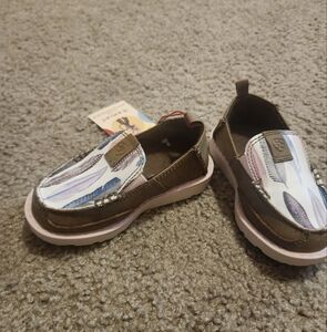 Ariat Kids Moccasins with Brown and Pink Accents